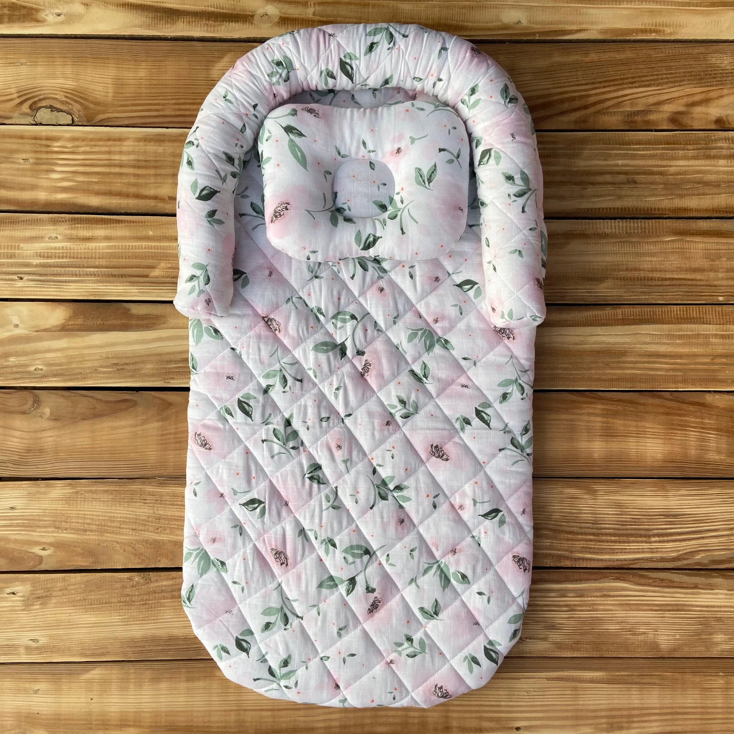 Baby Nest in a Bag (Becky Floral)