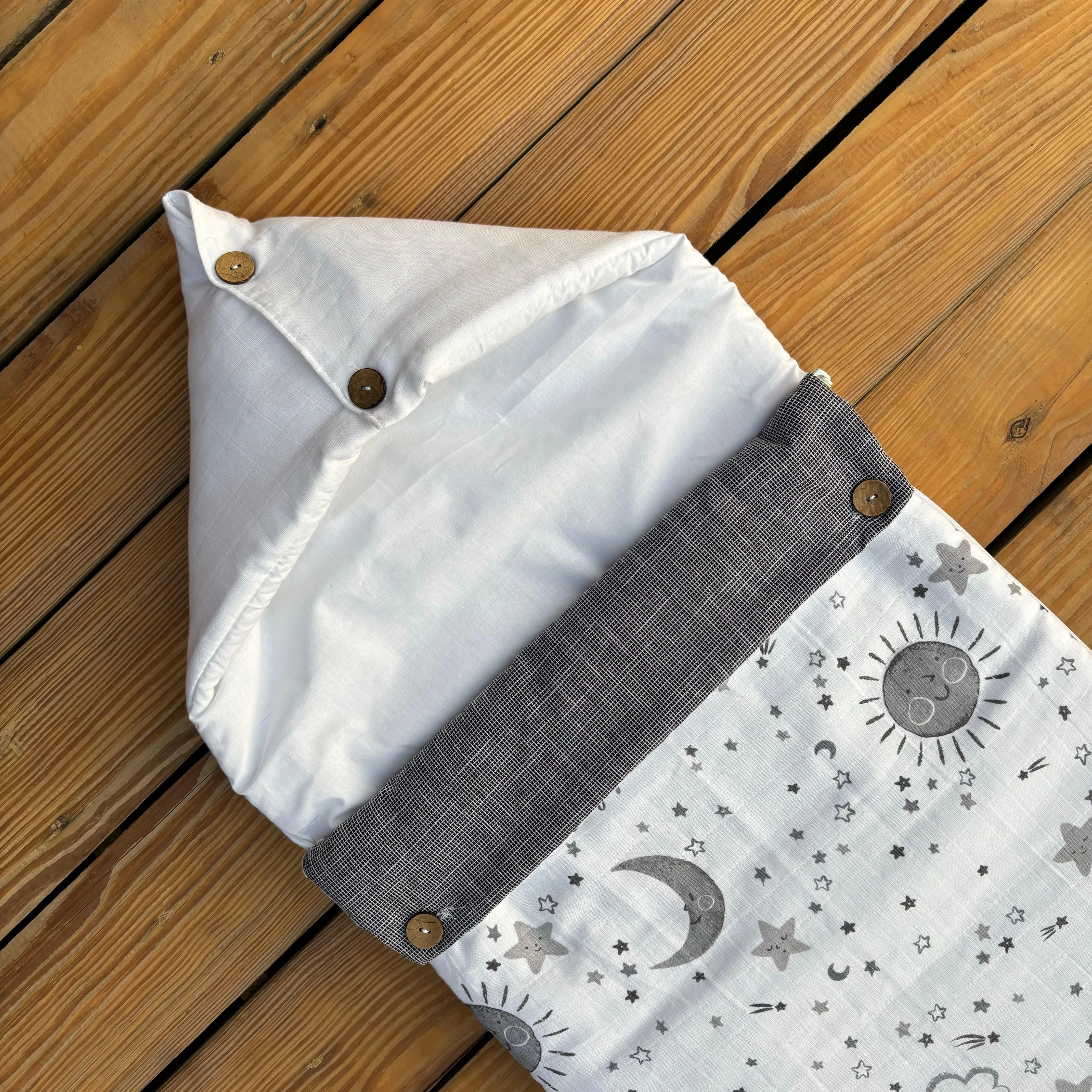 Lunar Lullaby Baby Carrier Nest (Muslin),Carrying Nest Bag Portable Travelling Bed for Infants for 0-4 Months