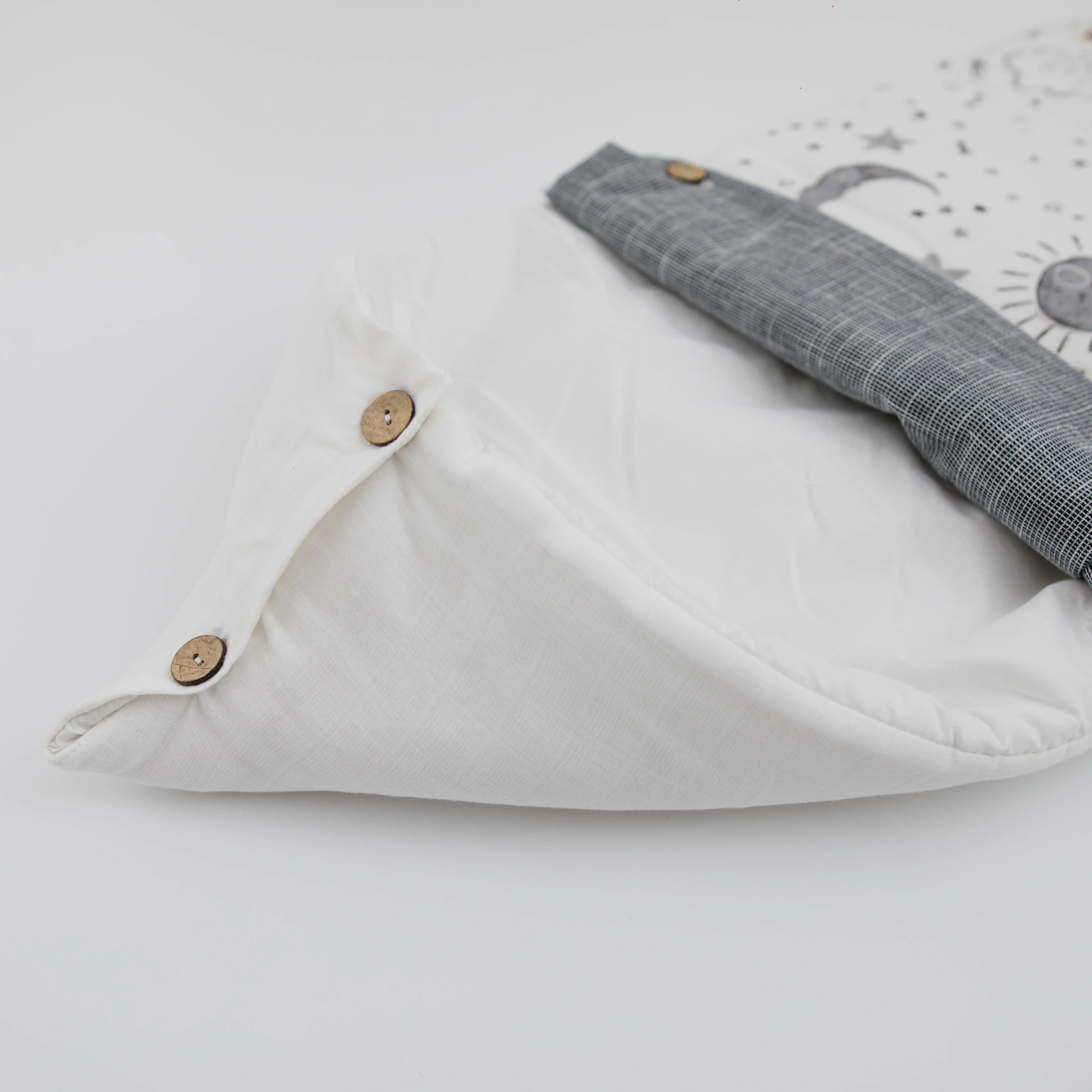 Lunar Lullaby Baby Carrier Nest (Muslin),Carrying Nest Bag Portable Travelling Bed for Infants for 0-4 Months