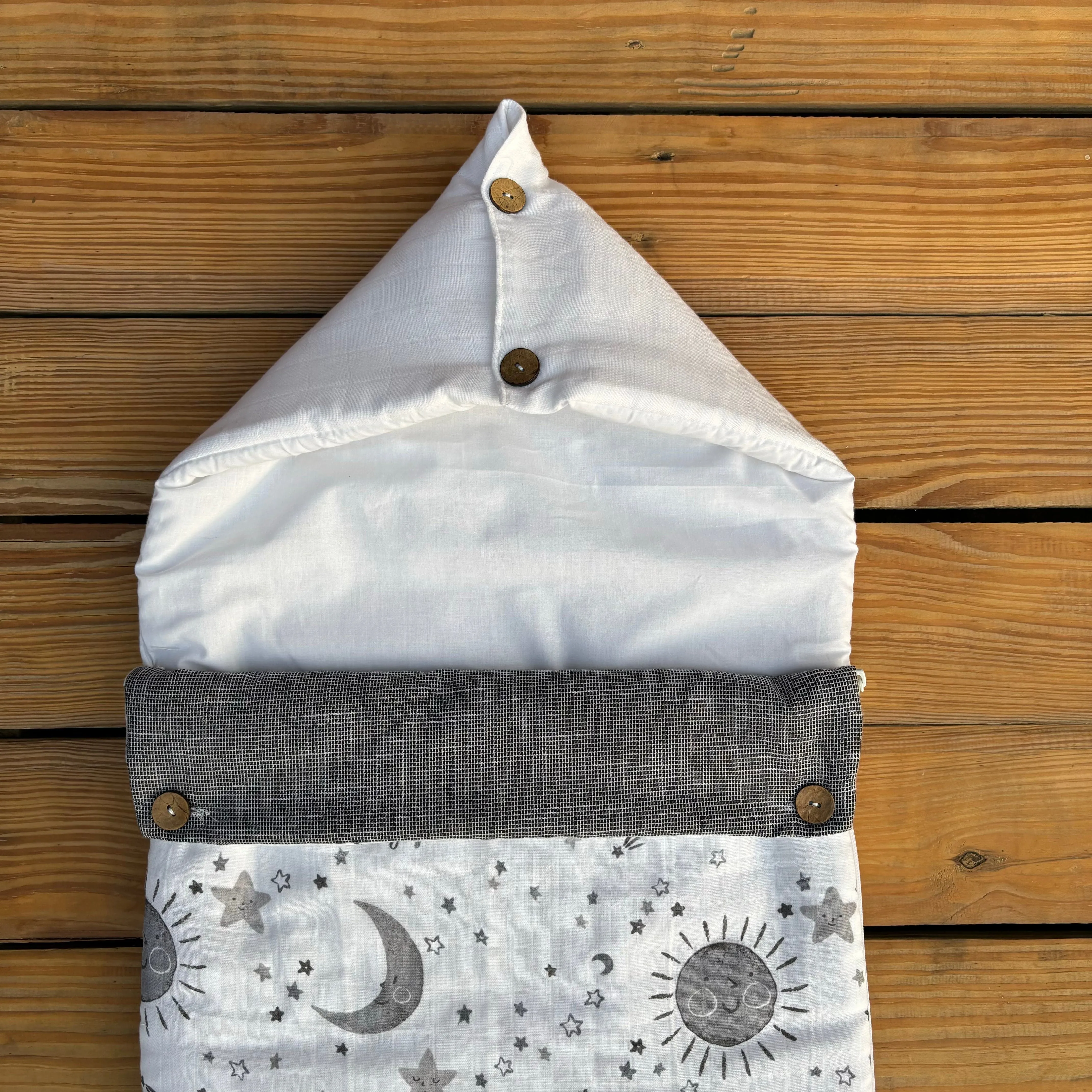Lunar Lullaby Baby Carrier Nest (Muslin),Carrying Nest Bag Portable Travelling Bed for Infants for 0-4 Months